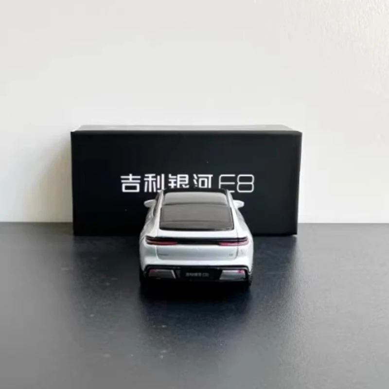 Galaxy E8 Diecast Model for Collectors 4 Galaxy E8 Diecast Model for Collectors - Image 4