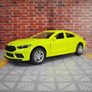 Red BMW M8 1:32 Diecast Collector Model 13 S7d227b67933640028f4abe1c73263de75