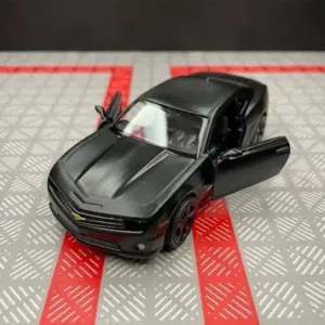 Chevrolet Camaro 2010 Diecast Model 1:36 Scale 8 S7d6e246e1eec4c5ea2e74c687c9fcec1C