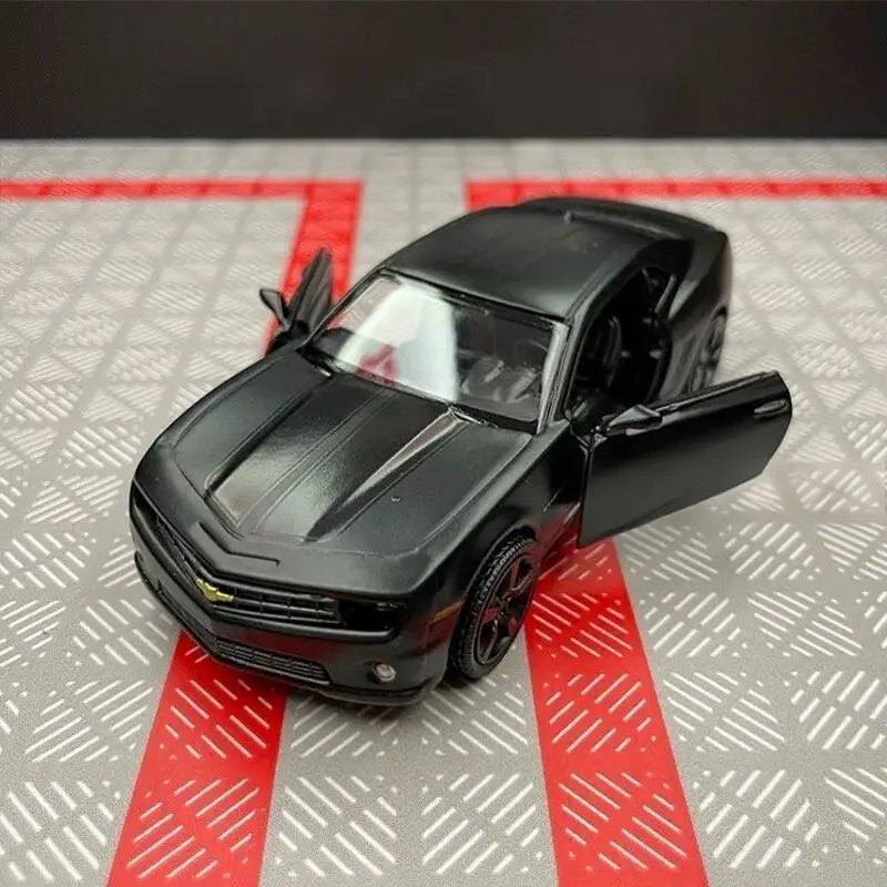 Chevrolet Camaro 2010 Diecast Model 1:36 Scale 2 Chevrolet Camaro 2010 Diecast Model 1:36 Scale - Image 2
