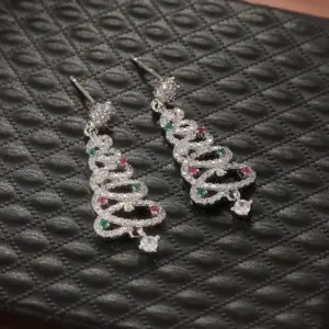 Sparkling Geometric Christmas Tree Earrings 11 S7d7d8b6769ad47578aed30619c61cb46O