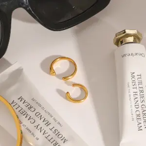 Minimalist Stainless Steel Gold Earclip Set for Women 10 S7d98858143cc4806a29a263e5e55e408m