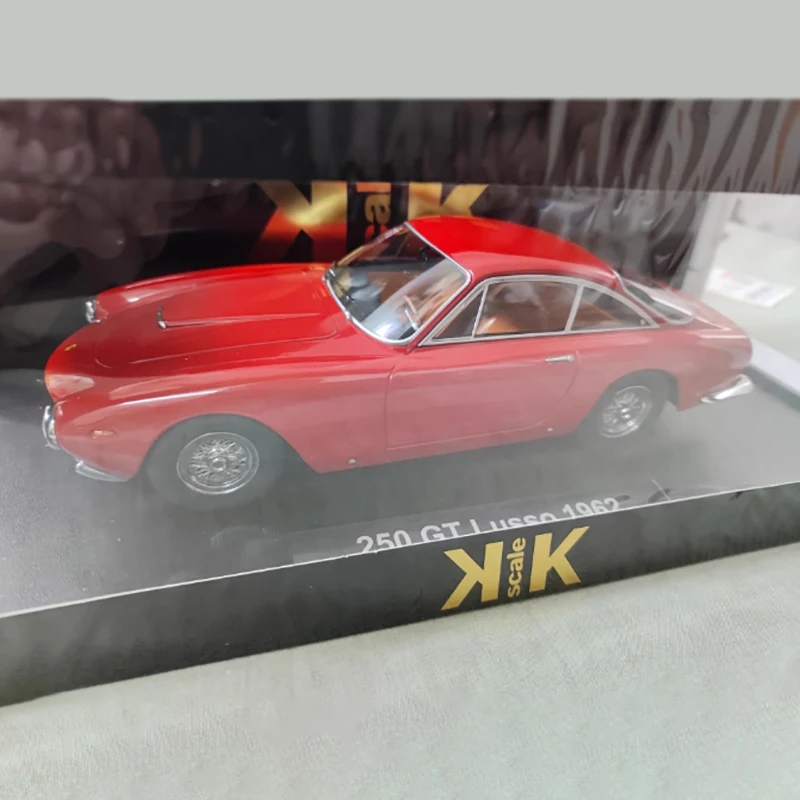 1962 Ferrari 250 GT Lusso 1/18 Diecast Model 2 1962 Ferrari 250 GT Lusso 1/18 Diecast Model - Image 2
