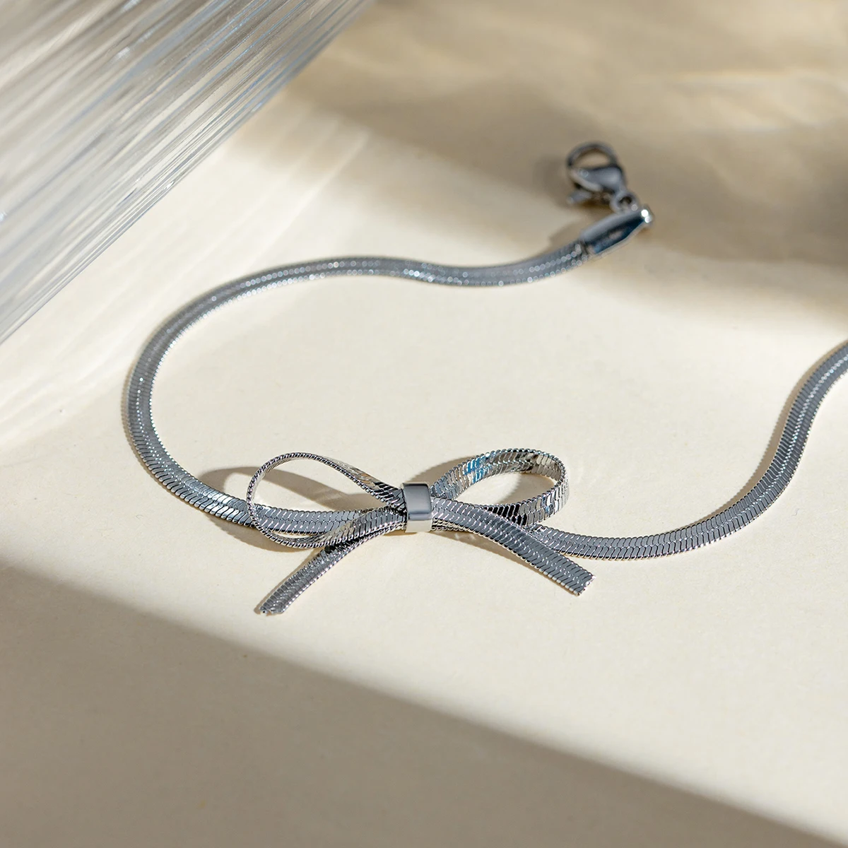 Stainless Steel Anklet with Bow Detail 2 Stainless Steel Anklet with Bow Detail - Image 2