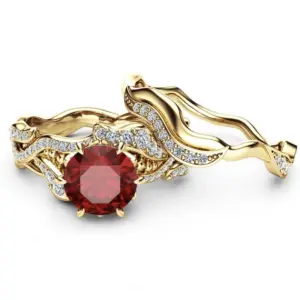Gold Geometric Women's Ring with Red Zircon 5 S7e13048b04534337ae5143b138df2182H