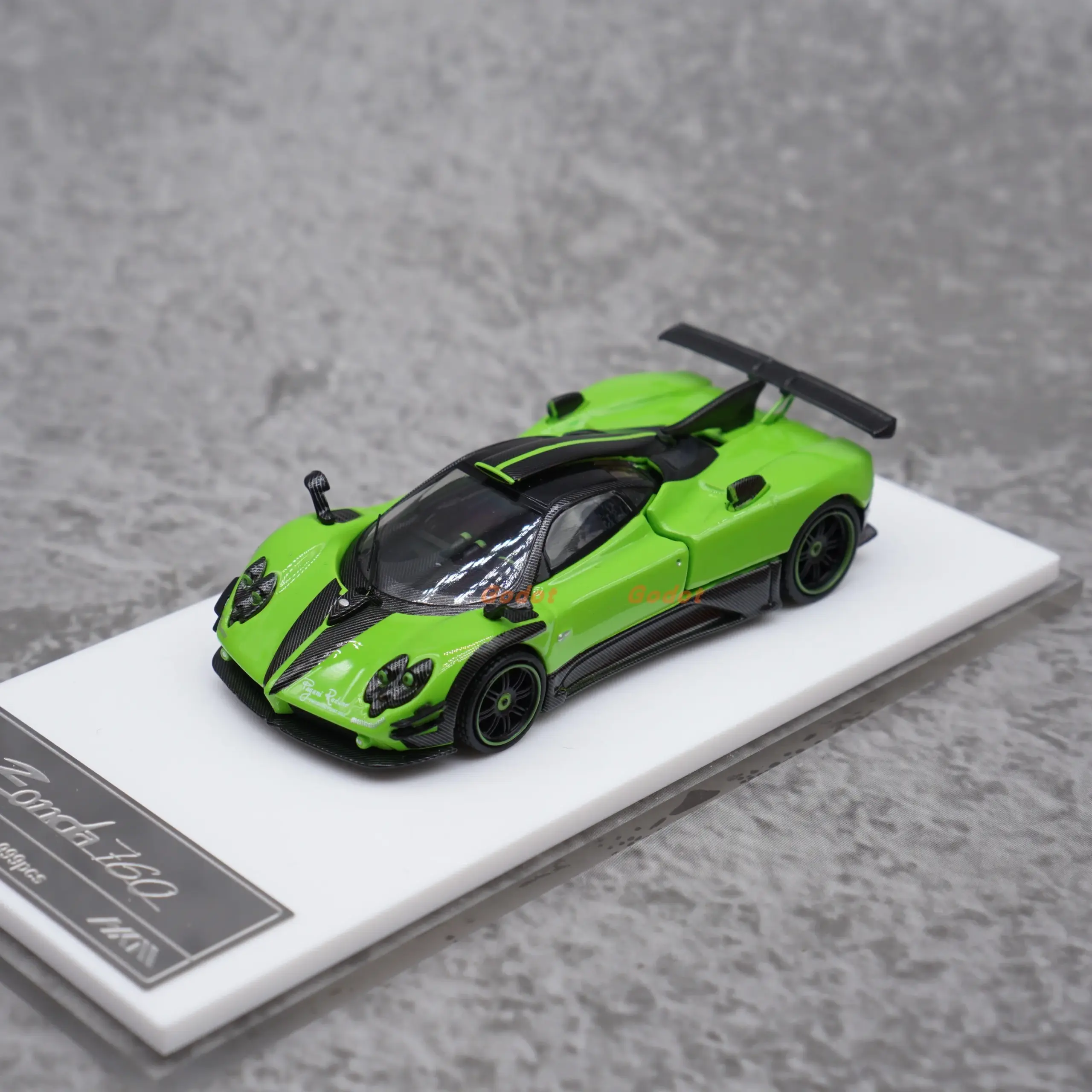Vibrant Green Pagani Zonda Diecast Model 4 Vibrant Green Pagani Zonda Diecast Model - Image 4