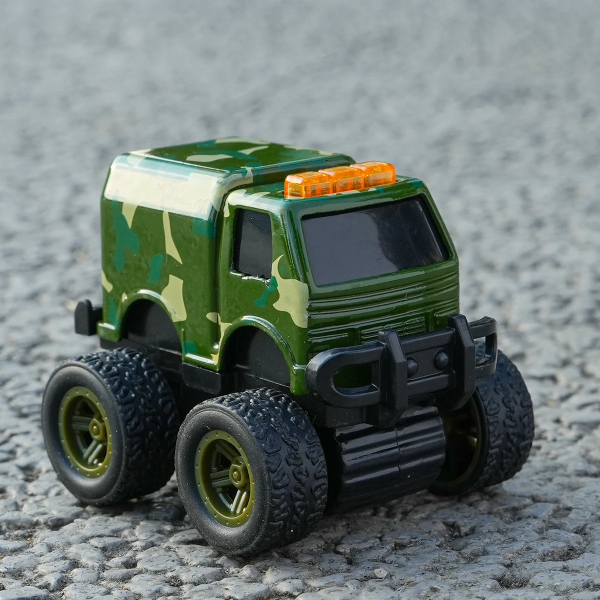 Mini Military Car Set SL-9018 for Collectors 3 Mini Military Car Set SL-9018 for Collectors - Image 3