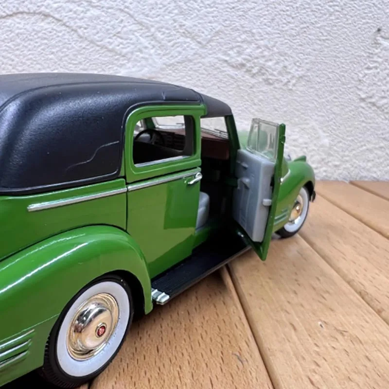 Vintage 1938 Green Alloy Car Model 6 Vintage 1938 Green Alloy Car Model - Image 6