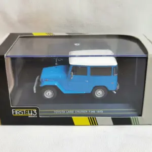1973 Toyota FJ40 Land Cruiser Diecast Model 11 S7e7759b3d57e4099a03971eb95b43487t