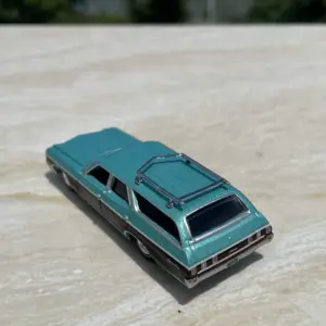 Vintage Chevrolet Wagon Model 1:64 Scale Collectible 8 S7ec9a2253e1040308ff2dfbbd9f279b6f