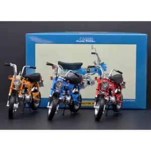 Diecast Giraffe DAX ST50 1969 Motorcycle Model 8 S7ede8cec991d4a04b12904b0956d716dv