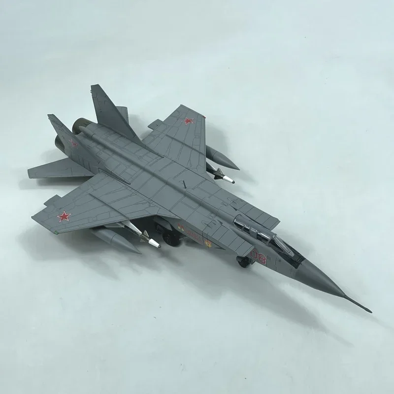 1/72 Mig-31 Fighter Model Aircraft 2 1/72 Mig-31 Fighter Model Aircraft - Image 2