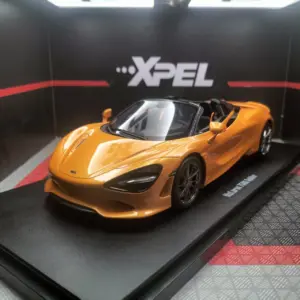 2024 McLaren 750S Resin Model - 1:18 Scale