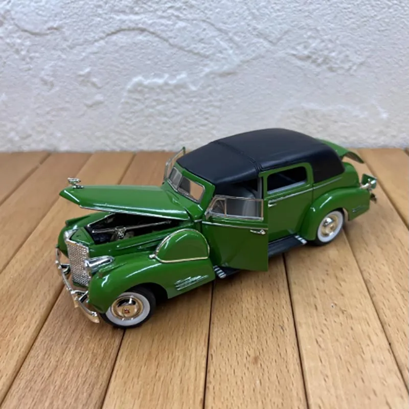 Vintage 1938 Green Alloy Car Model 3 Vintage 1938 Green Alloy Car Model - Image 3