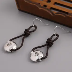 Vintage Silver & Gold Drop Earrings 3 S7fad0f32aada4fd5a3cc1e446c32a025T