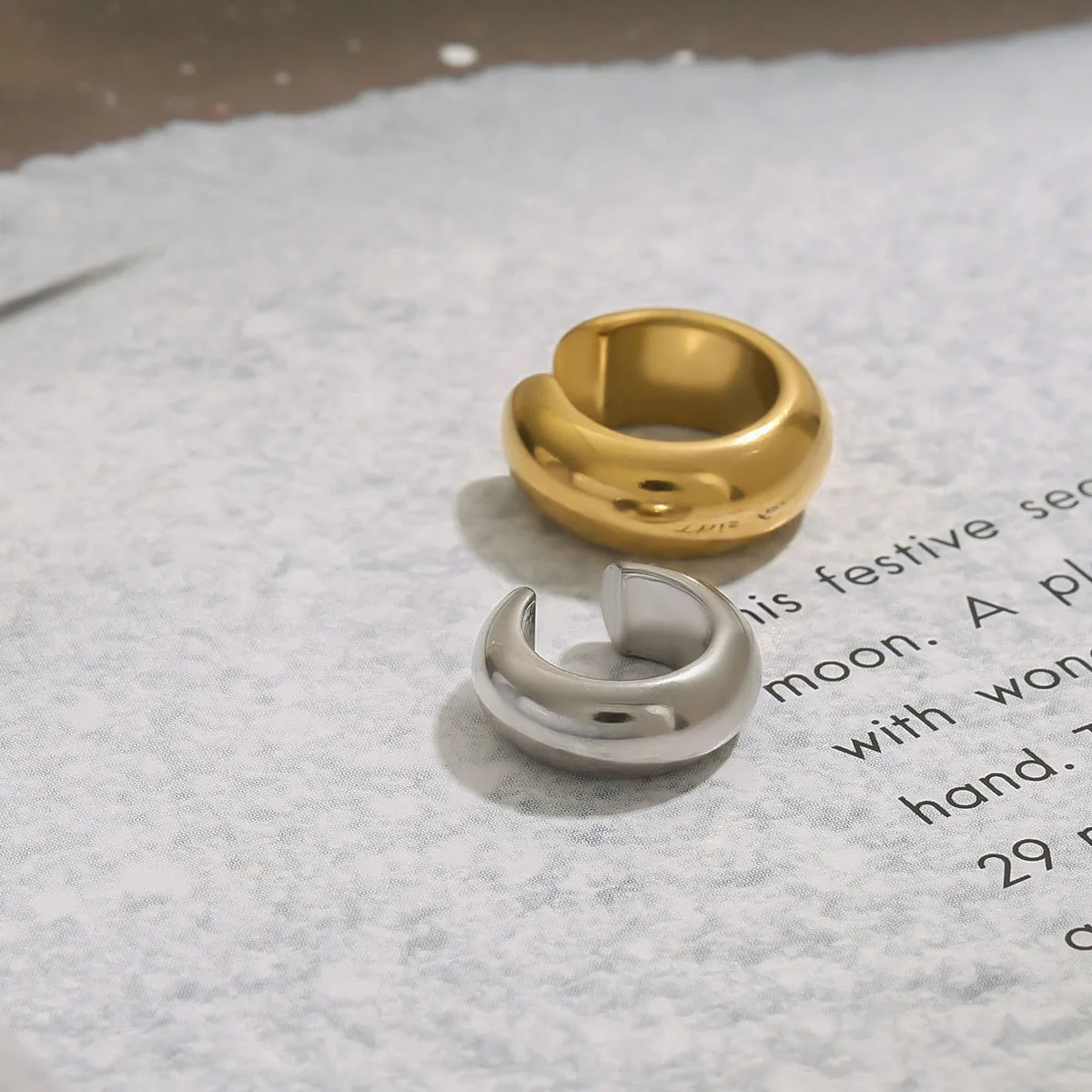 Stainless Steel C-Shaped Earrings for Men Women 5 Stainless Steel C-Shaped Earrings for Men Women - Image 5