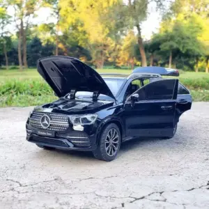 Mercedes-Benz GLE 1:24 Diecast Model Car in White 10 S8046fbfcaeca4c8e88d5cc91b5c7595aC 1