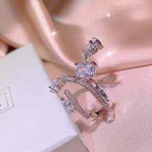 S80590e3e5e0041f686b3edabe91d0d61H