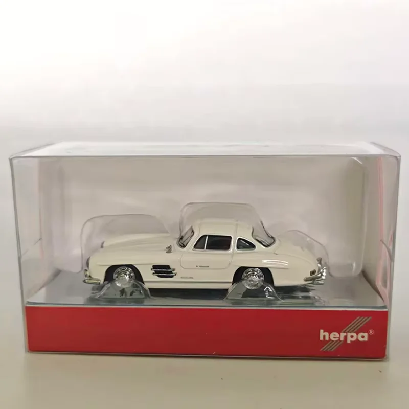 Herpa 1/87 Classic Car Collection Display Set 6 Herpa 1/87 Classic Car Collection Display Set - Image 6