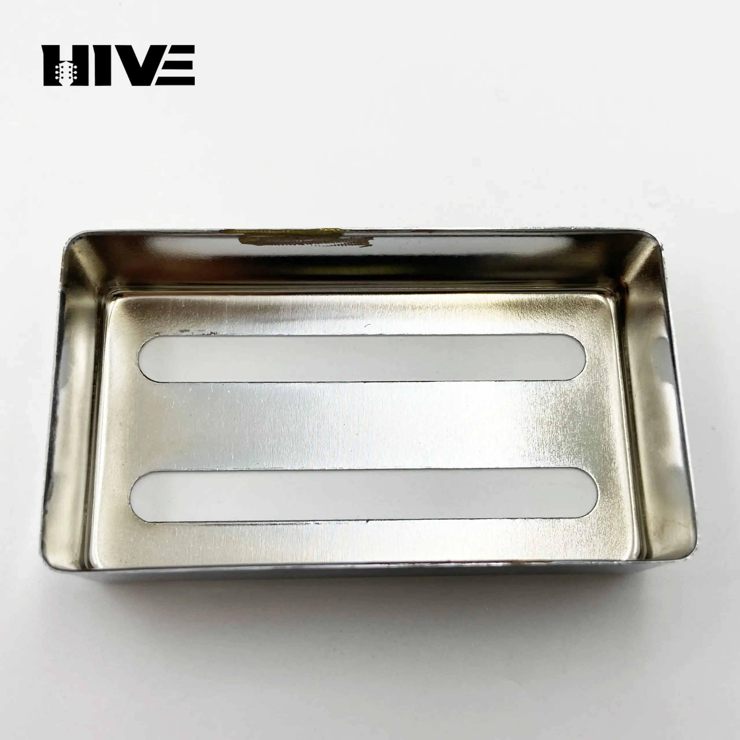 Metal Pickup Cover for Electric Guitars 3 Metal Pickup Cover for Electric Guitars - Image 3