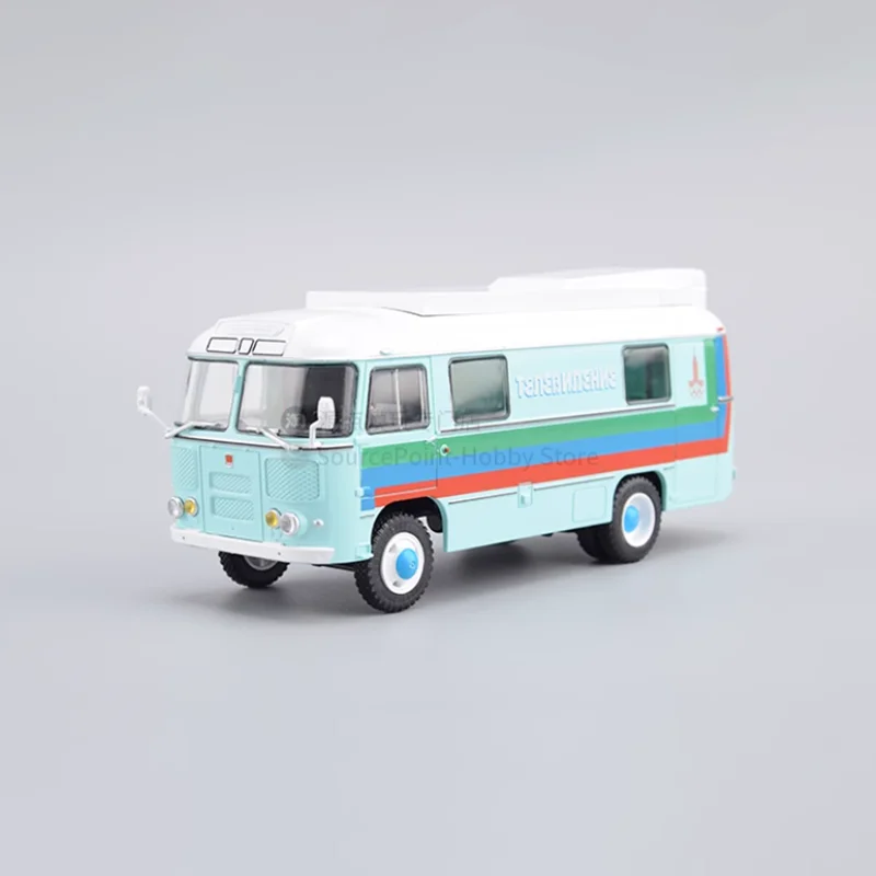 1/43 PAZ-3916 Vintage Vehicle Model 2 1/43 PAZ-3916 Vintage Vehicle Model - Image 2