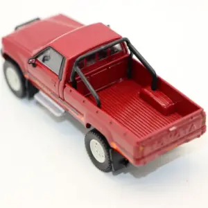 Vibrant Red 1984 Toyota Hilux Diecast Model 9 S81d42f4d18774cbab4ef85d904091fbdj