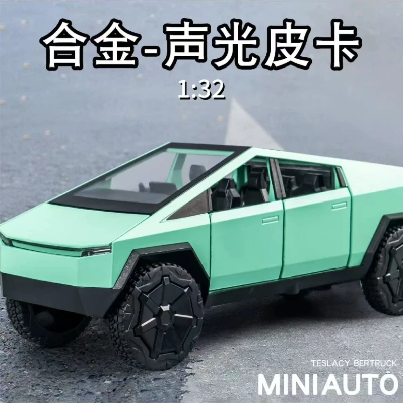 1:32 Diecast Alloy Car Model with Lights 6 1:32 Diecast Alloy Car Model with Lights - Image 6