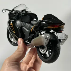 1:12 Scale Suzuki Hayabusa GSX1300R Model 13 S8276d1f9dfd2461f8a6b831c648d10bav