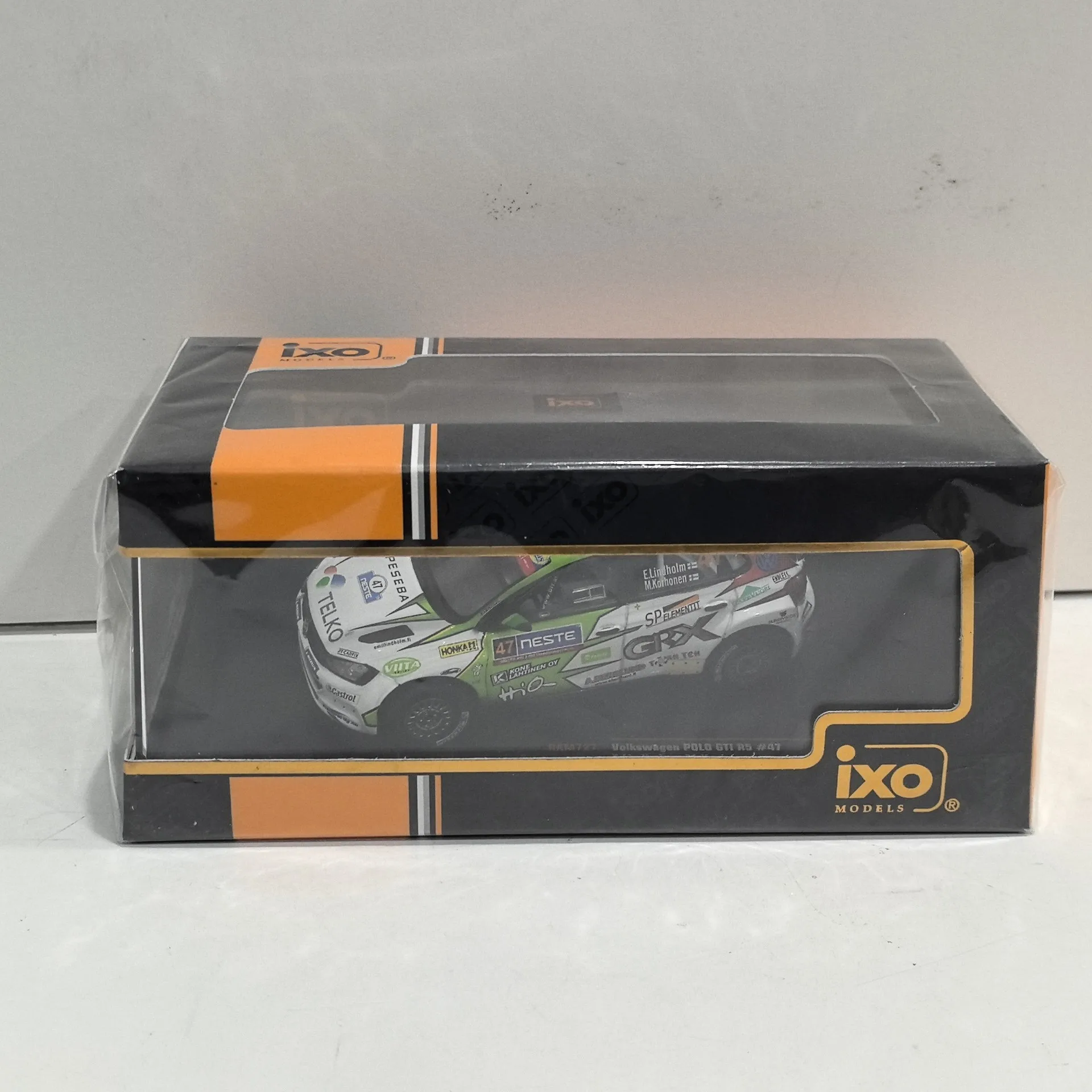 Volkswagen Polo GTI R5 1:43 Diecast Model 6 Volkswagen Polo GTI R5 1:43 Diecast Model - Image 6