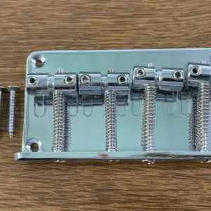 Professional 4-String Bass Guitar Bridge with Finishes 14 S82ae69417dbc4619a01dd7fba619a827a