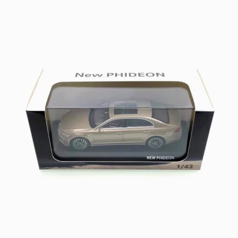 1:43 VW Phideon 2021 Diecast Model 6 1:43 VW Phideon 2021 Diecast Model - Image 6