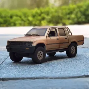 1:32 Diecast Off-Road Pickup Truck Model 8 S833146f1fd9c492c8d4921c73155209ev