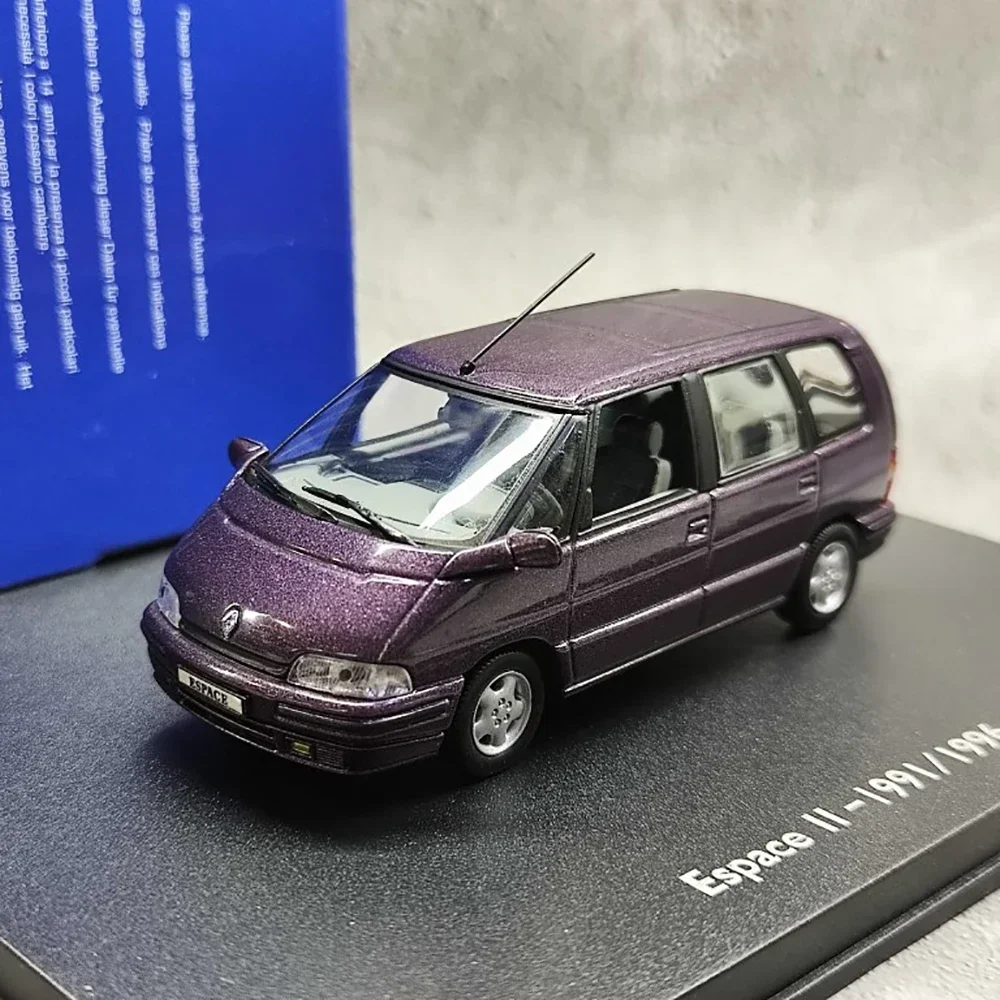 1:43 Renault Space Van Die-Cast Model 2 1:43 Renault Space Van Die-Cast Model - Image 2