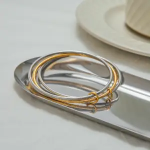 Two-Tone Stainless Steel Bracelet for Men and Women 11 S8393b1f60b6e4fcc9d2f58669840c57eS