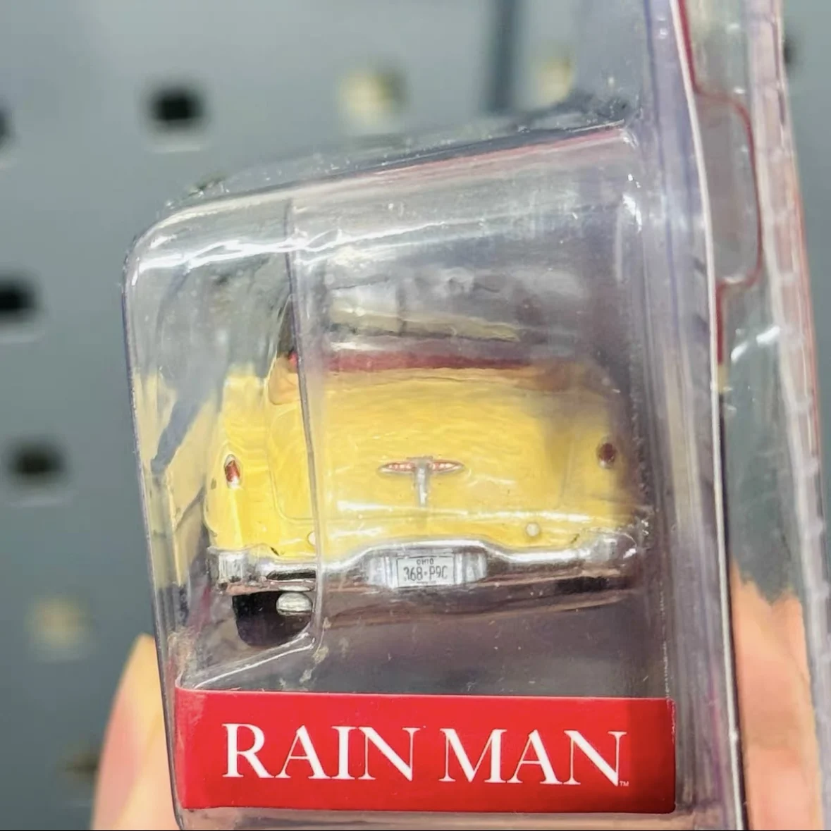 Vintage 1949 Buick Roadmaster Diecast Model 2 Vintage 1949 Buick Roadmaster Diecast Model - Image 2