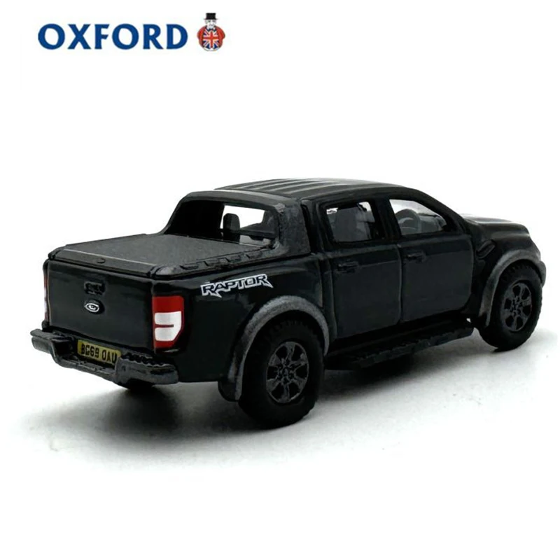 Miniature Black Ford Ranger Model, 1:76 Scale 2 Miniature Black Ford Ranger Model, 1:76 Scale - Image 2