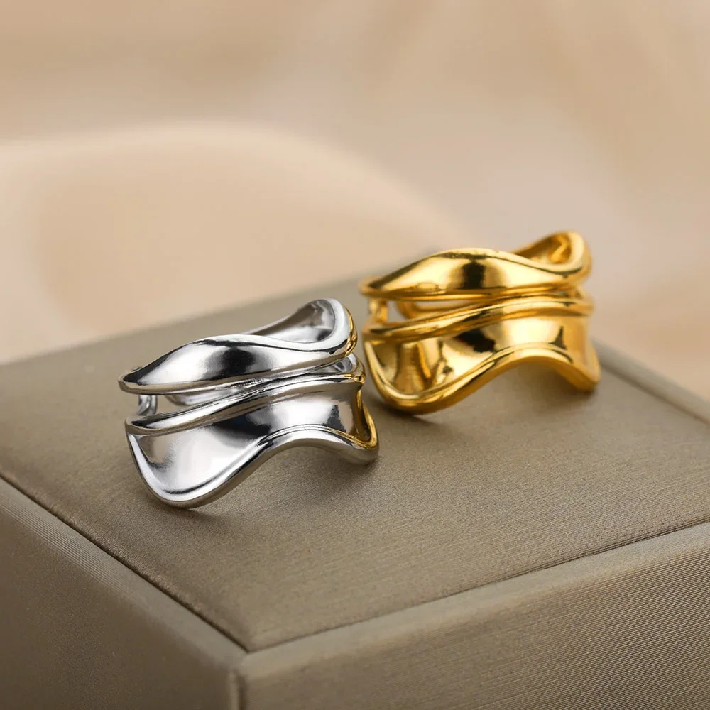 Gold Wave Adjustable Ring with Double-Line Pattern 2 Gold Wave Adjustable Ring with Double-Line Pattern - Image 2