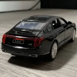 1:32 Scale Diecast Model Car in Black or Red 10 S8613394accaf45bfa82339717b35dc36r