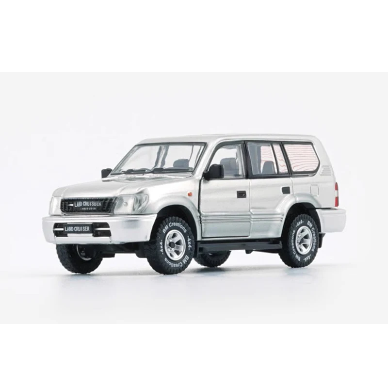 1:64 Land Cruiser LC95 diecast model 2 1:64 Land Cruiser LC95 diecast model - Image 2