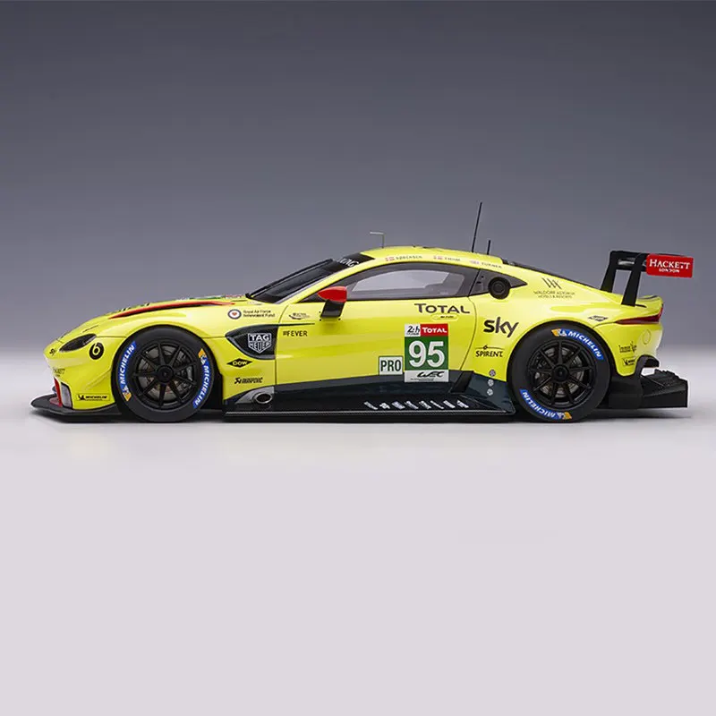 1:32 GTE Alloy Sports Car Model 5 1:32 GTE Alloy Sports Car Model - Image 5