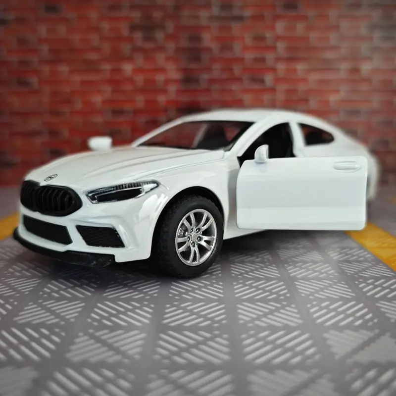 Red BMW M8 1:32 Diecast Collector Model 5 Red BMW M8 1:32 Diecast Collector Model - Image 5