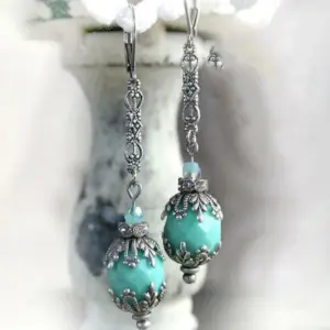 Vintage Ethnic Drop Earrings with Green Stones 3 S877c7586e039489297bb43032c4f5b617