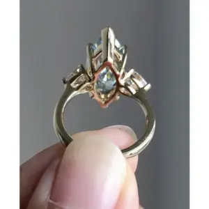 Waterdrop-Shape Blue Iridescent Cocktail Ring 6 S87925edb535b41468cde3a00ea09b18db