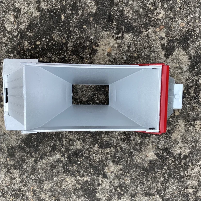 1/32 Scale Trailer Truck Model for Collectors 4 1/32 Scale Trailer Truck Model for Collectors - Image 4