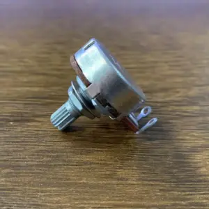 A500K Tone Potentiometer for Guitar and Bass 9 S88d4ba15f4b548efa7bb4da0e6fcebd9D