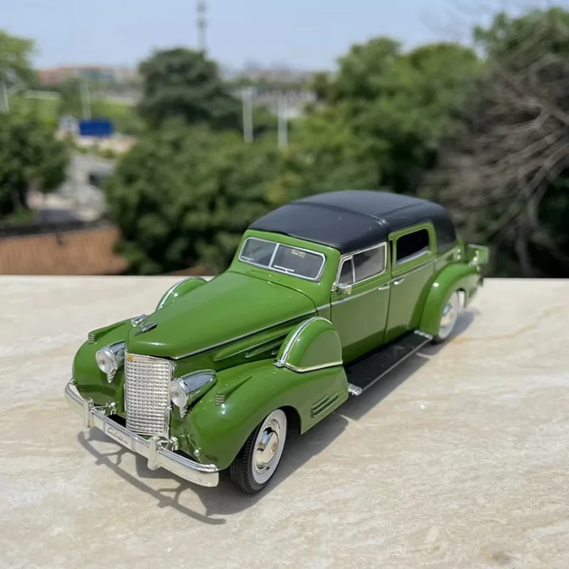 Vintage Green Alloy Car Model 1:30 Scale 3 Vintage Green Alloy Car Model 1:30 Scale - Image 3