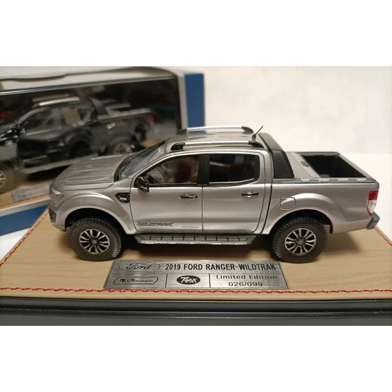 1:43 Scale Ford Pickup Truck Model 3 1:43 Scale Ford Pickup Truck Model - Image 3