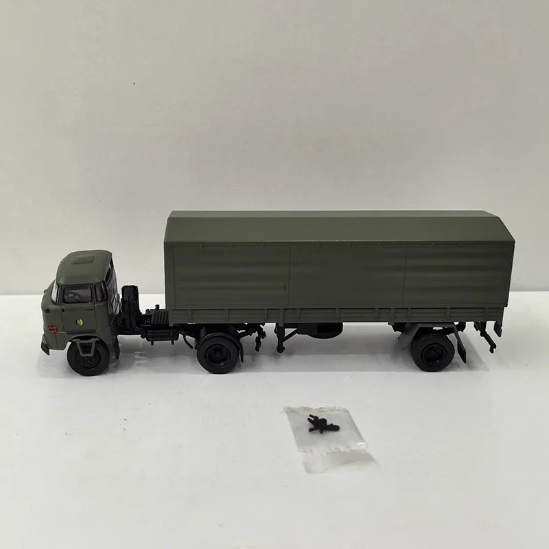 1:87 Scale IFA W50 Truck Diecast Model 6 1:87 Scale IFA W50 Truck Diecast Model - Image 6