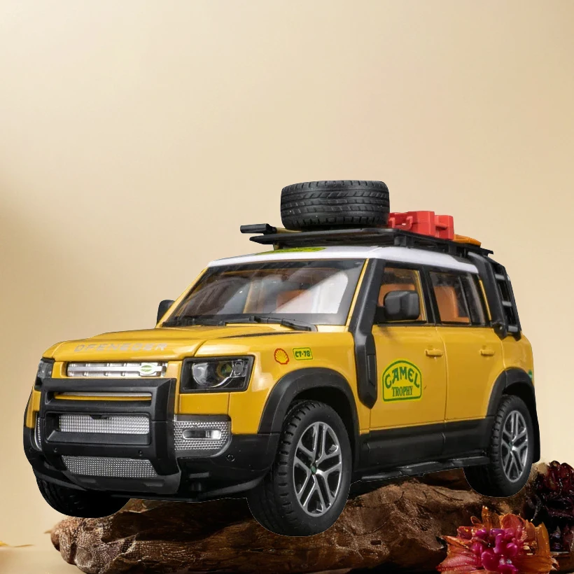 1:24 Green Land Rover Defender Toy Model 6 1:24 Green Land Rover Defender Toy Model - Image 6