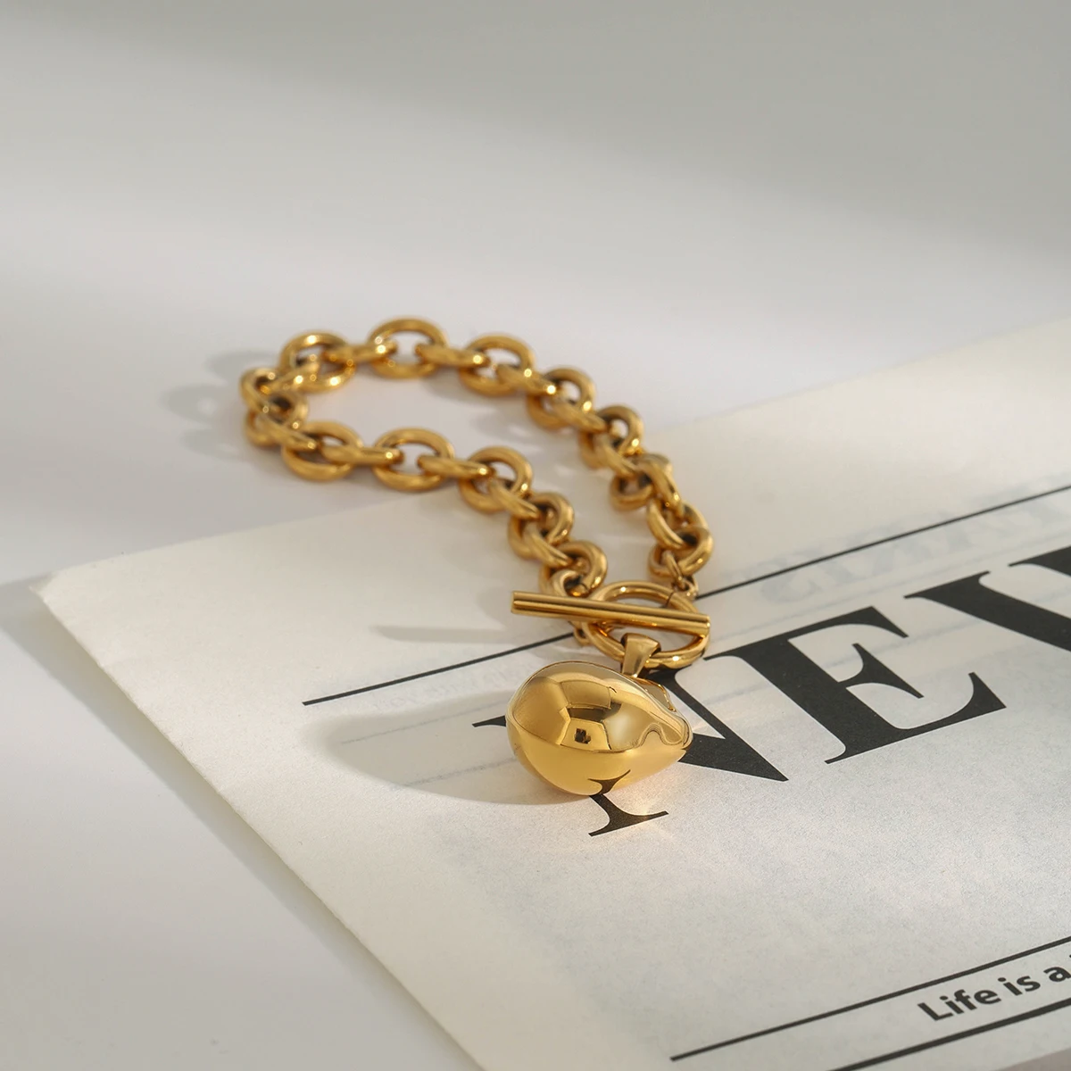 Elegant Gold-Toned Stainless Steel Bracelet 3 Elegant Gold-Toned Stainless Steel Bracelet - Image 3